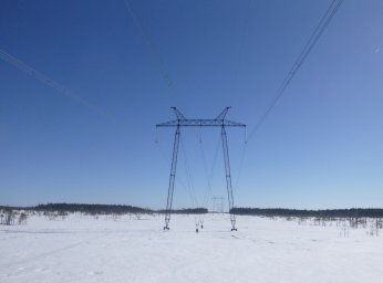 Филиал ПАО «Россети» повысит грозоупорность 11 магистральных линий электропередачи в Свердловской об