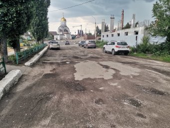 Жители исторической части Воронежа пять лет добиваются ремонта дороги