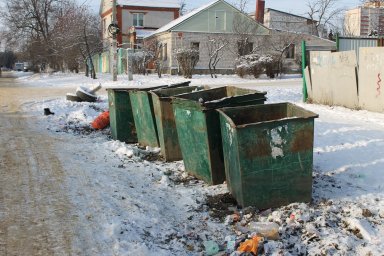 Жителям частного сектора в Ленинском районе Воронежа оборудовали антисанитарную площадку ТКО