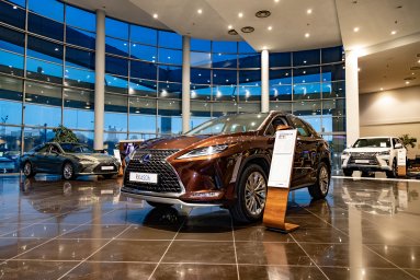 Сезон жарких предложений на Lexus от ГК «Бизнес Кар»