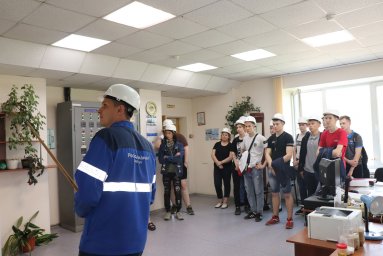 Барнаульский водоканал показал студентам работу очистных сооружений речной воды Барнаульский водоканал показал студентам работу очистных сооружений речной воды