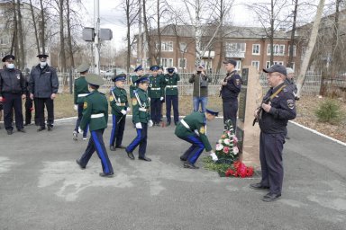 В Свердловской области состоялся торжественный митинг в честь дня ветеранов органов внутренних дел