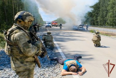 Росгвардия приняла участие в учении Росрезерва на Урале Росгвардия приняла участие в учении Росрезерва на Урале