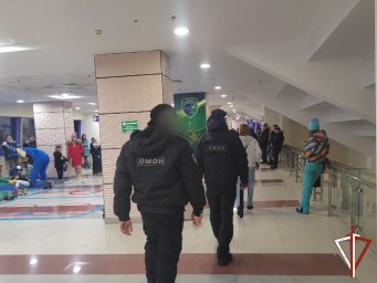 Бойцы ОМОН «Стерх» обеспечили безопасность граждан на матче ВХЛ в столице Югры