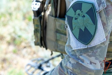 Более 100 гранат и свыше 20 кг тротила обнаружили росгвардейцы во взаимодействии с ФСБ России в Херс Более 100 гранат и свыше 20 кг тротила обнаружили росгвардейцы во взаимодействии с ФСБ России в Херс