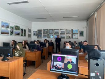 Крымский учёный провёл лекцию для студентов ХГУ Крымский учёный провёл лекцию для студентов ХГУ