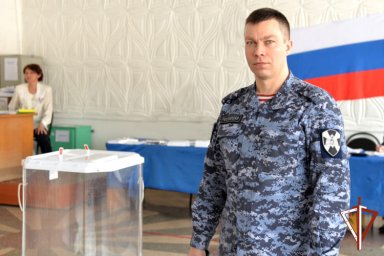 Росгвардия обеспечила безопасность и правопорядок на выборах Президента России в Курганской области Росгвардия обеспечила безопасность и правопорядок на выборах Президента России в Курганской области