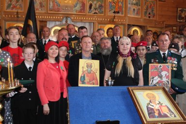 Начальник курганского управления Росгвардии принял участие в посадке аллеи памяти и передаче храму с Начальник курганского управления Росгвардии принял участие в посадке аллеи памяти и передаче храму с