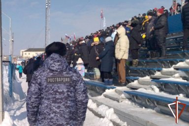 В Зауралье безопасность личного первенства России по мотогонкам на льду обеспечила Росгвардия