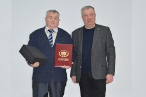 Председатель ветеранской организации войск правопорядка в Зауралье отмечен наградой Государственной Председатель ветеранской организации войск правопорядка в Зауралье отмечен наградой Государственной