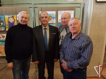 Ветеранов войск правопорядка чествовали в Зауралье Ветеранов войск правопорядка чествовали в Зауралье