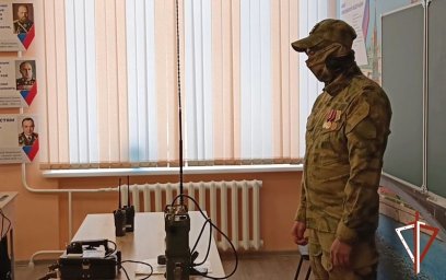 Ко Дню защитника Отечества росгвардейцы - участники спецоперации провели «Разговоры о важном» в кург Ко Дню защитника Отечества росгвардейцы - участники спецоперации провели «Разговоры о важном» в кург