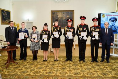 Императорский Монетный Двор наградил в ЦДРА победителей военно-исторической викторины «Георгий Жуков