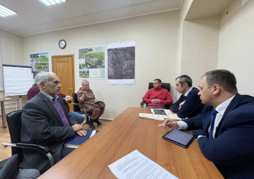 Сотрудники «Калугаэнерго» встретились с жителями д. Шилово Боровского района Сотрудники «Калугаэнерго» встретились с жителями д. Шилово Боровского района