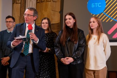 Проектам первокурсников ЛЭТИ – поддержка предприятий Проектам первокурсников ЛЭТИ – поддержка предприятий