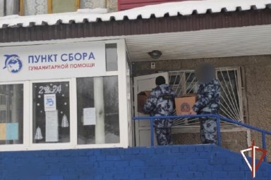 Бойцы ОМОН «Сокол – Югра» Росгвардии передали партию гуманитарного груза в районы СВО